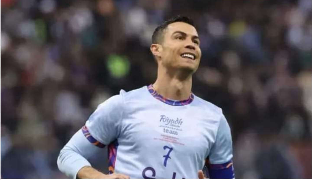 رونالدو يمنح النصر تعادلًا قاتلًا أمام الفتح في الدوري السعودي
