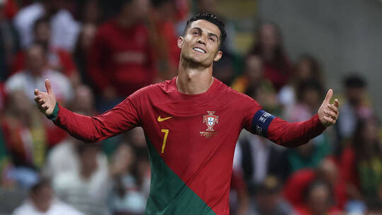 رونالدو يثير غضب جماهير البرتغال عقب الخسارة أمام إسبانيا 